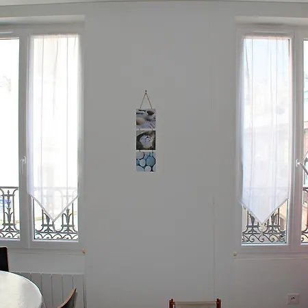 - Lenoir Appartement Parijs